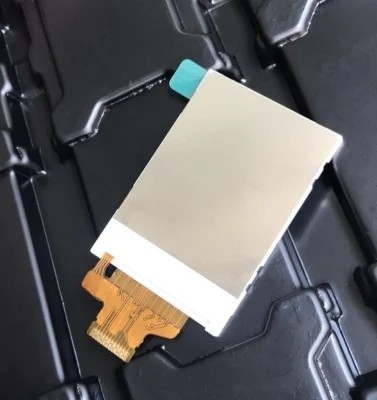 Ekran LCD IPS TFT LCM 300cd / m2 2,0 cala 240X320 z interfejsem Spi